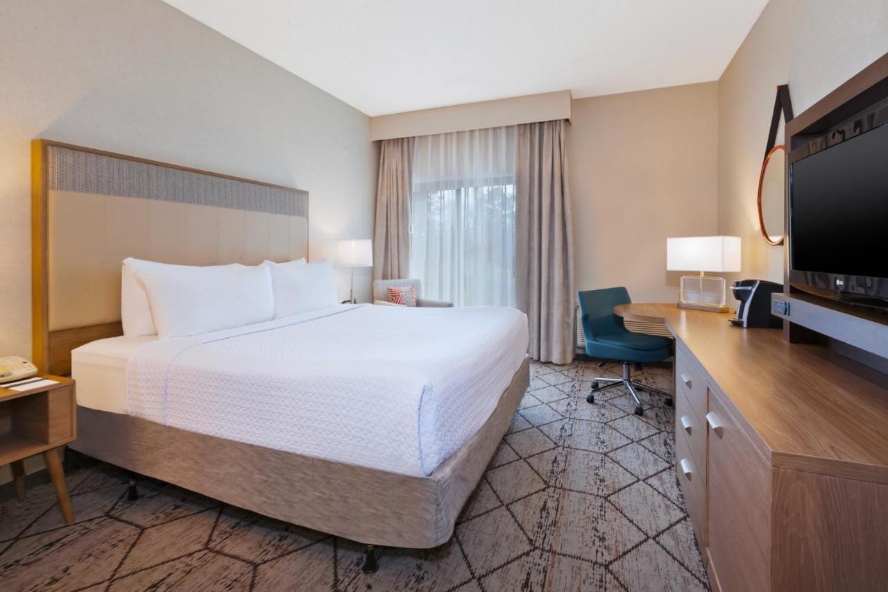Crowne Plaza Columbus North - Worthington By Ihg Hotel Exterior foto
