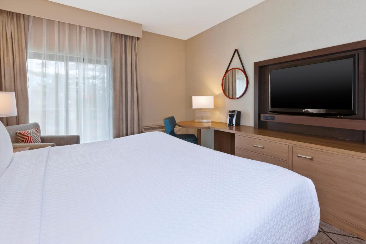 Crowne Plaza Columbus North - Worthington By Ihg Hotel Exterior foto