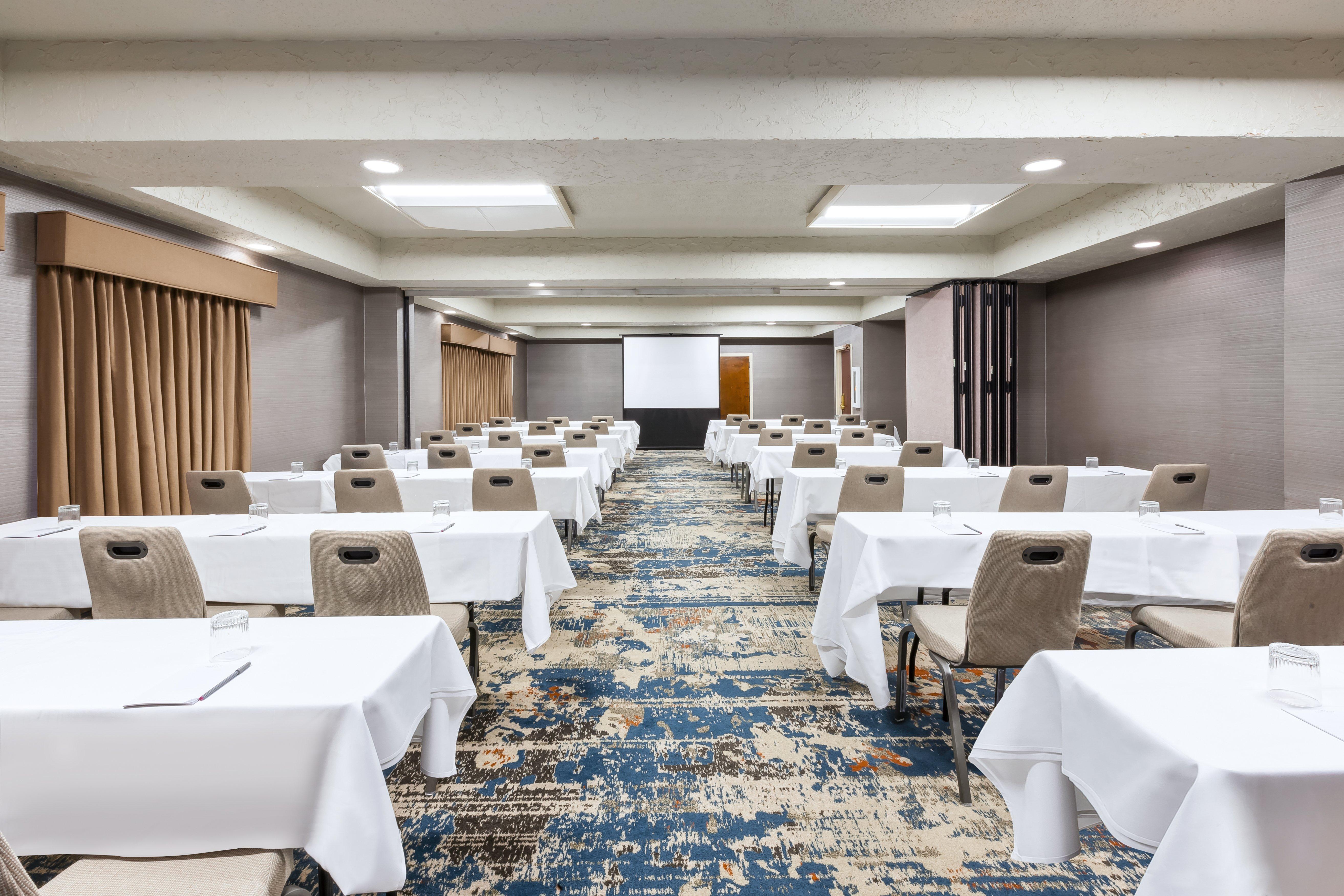 Crowne Plaza Columbus North - Worthington By Ihg Hotel Exterior foto