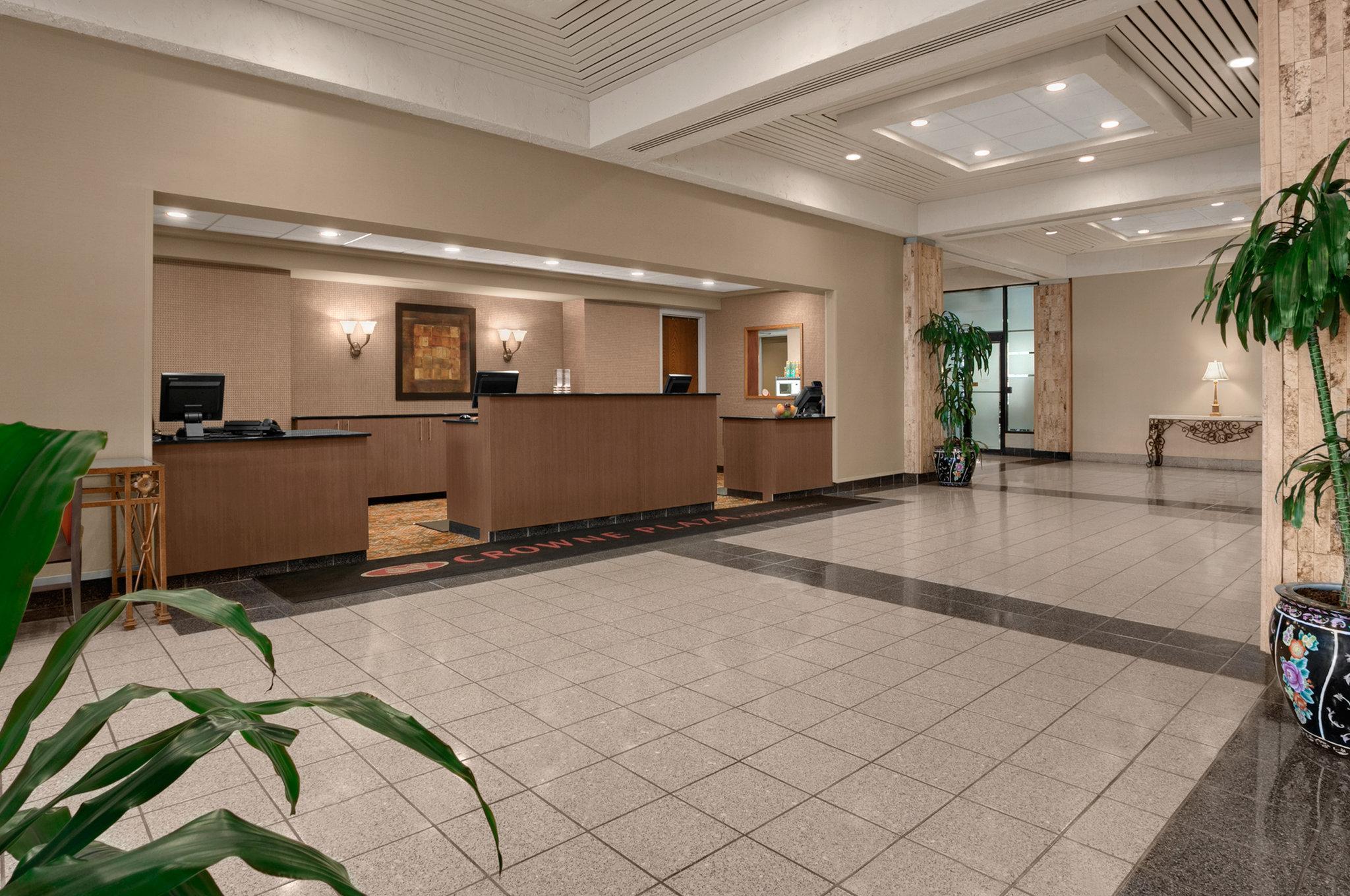 Crowne Plaza Columbus North - Worthington By Ihg Hotel Exterior foto