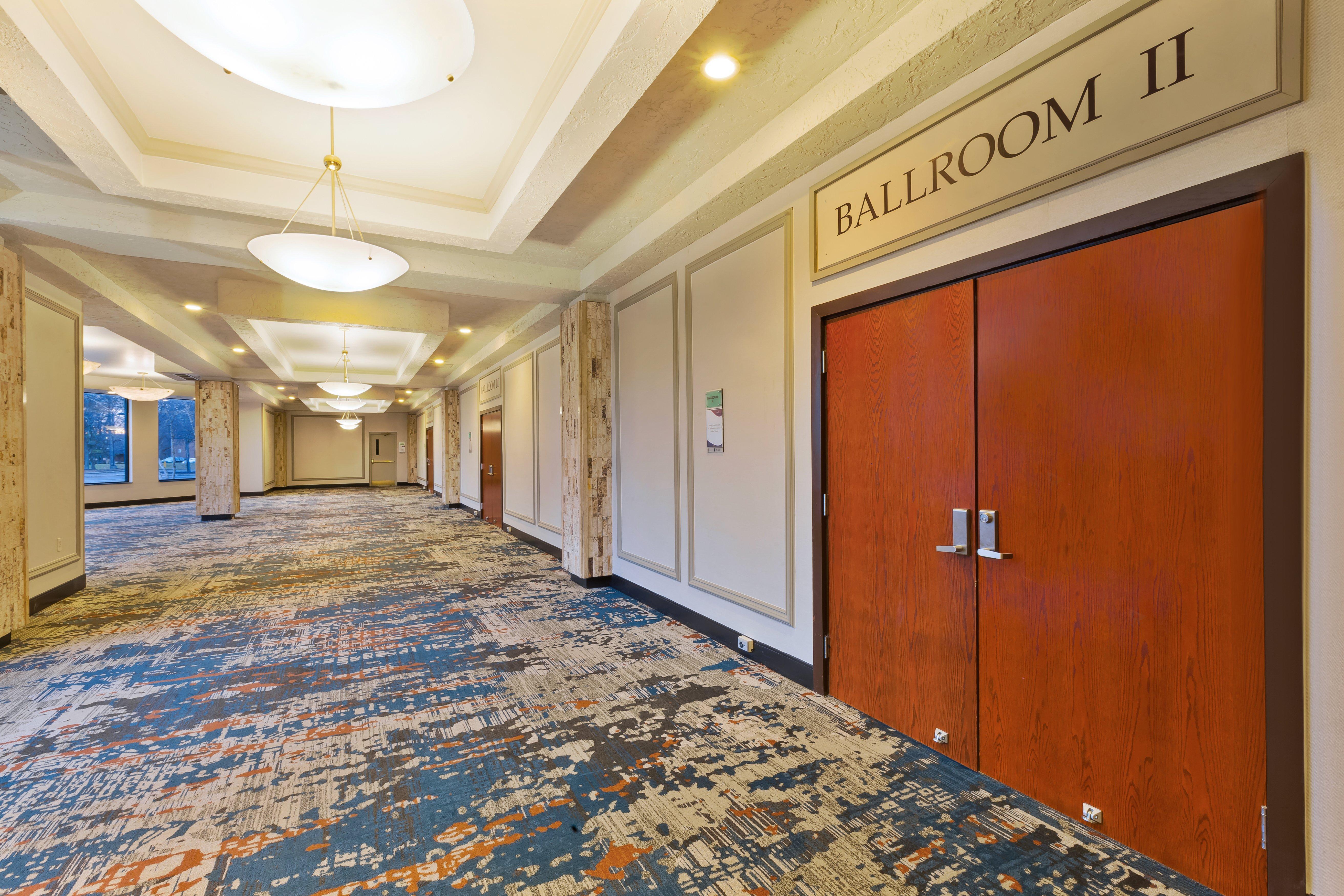 Crowne Plaza Columbus North - Worthington By Ihg Hotel Exterior foto